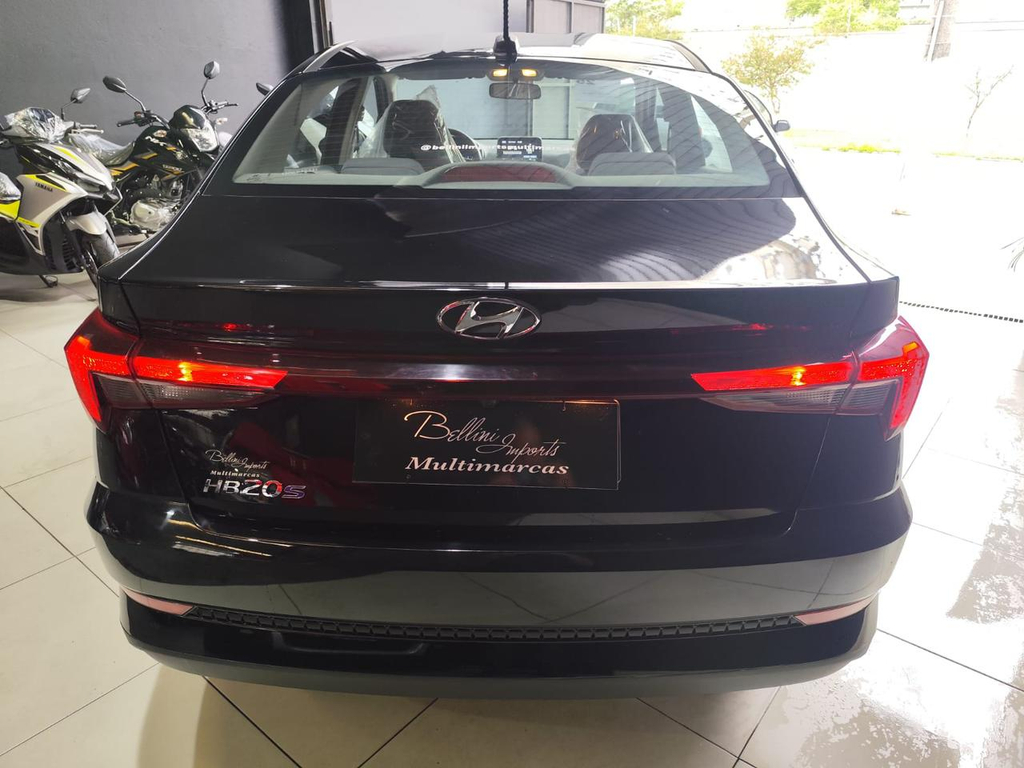 Hyundai HB20S Preto