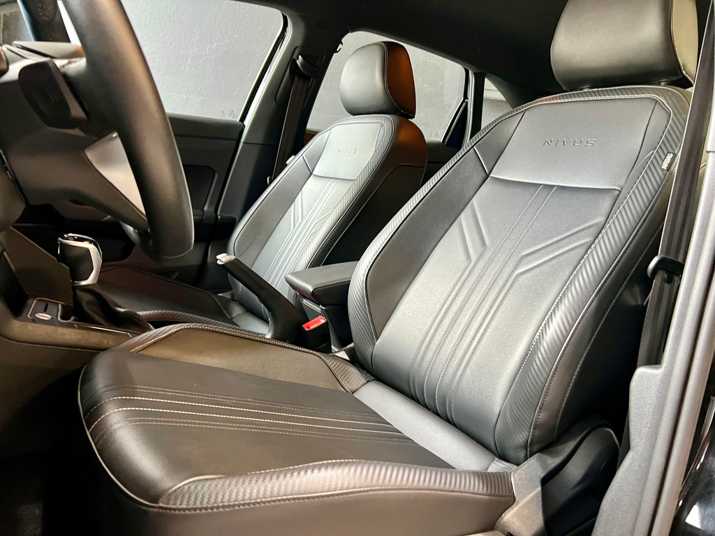 Volkswagen Nivus Preto