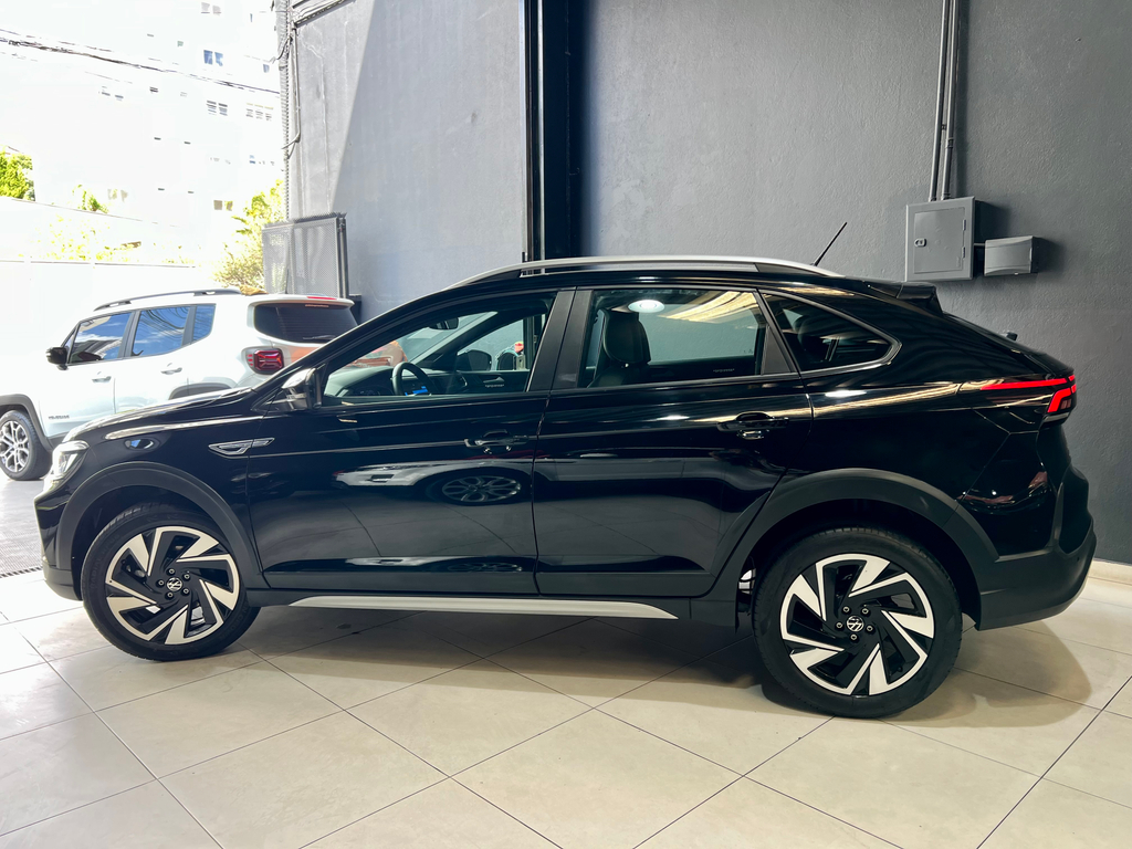 Volkswagen Nivus Preto
