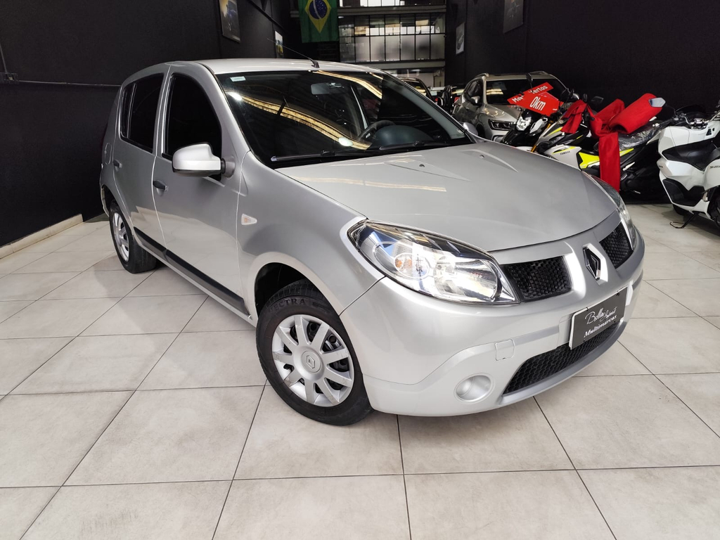 Renault Sandero Prata