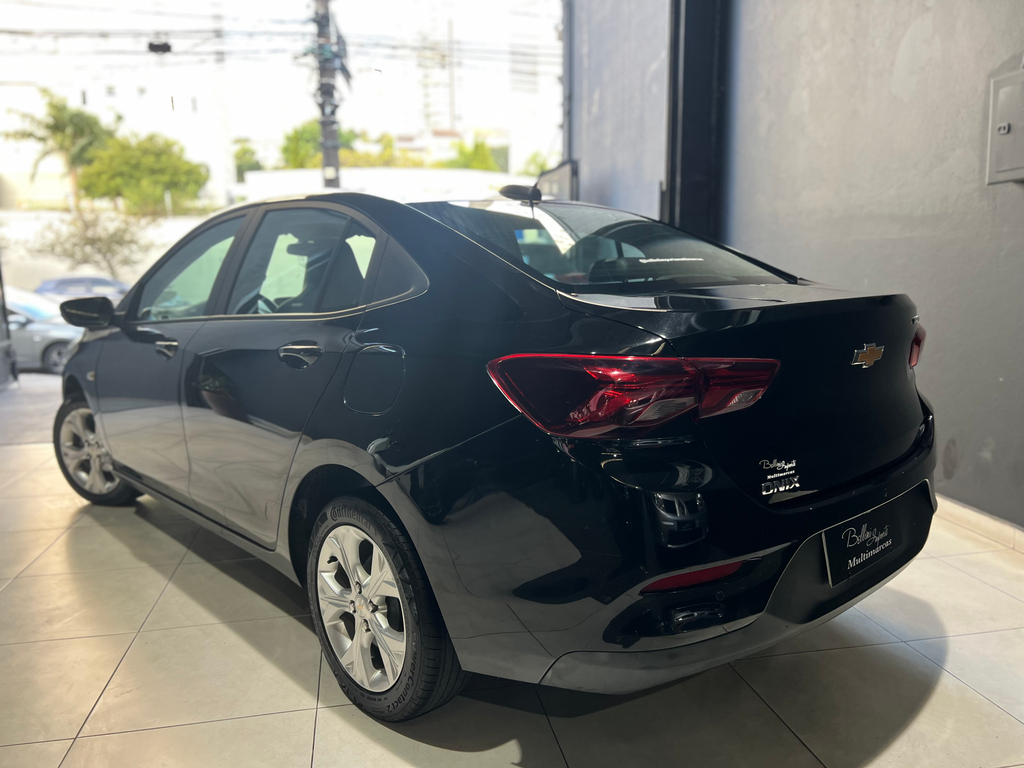Chevrolet Onix Preto