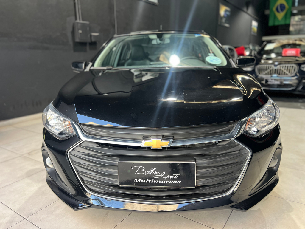 Chevrolet Onix Preto
