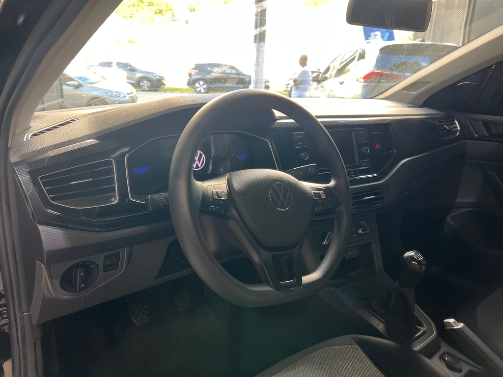 Volkswagen Virtus Preto