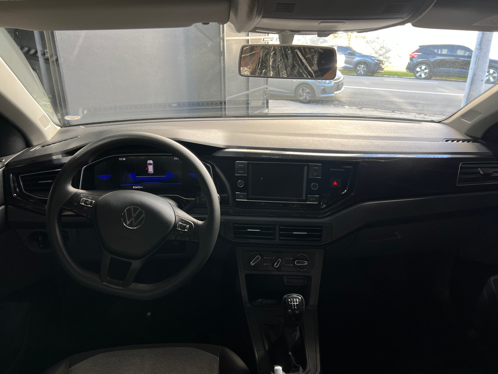Volkswagen Virtus Preto