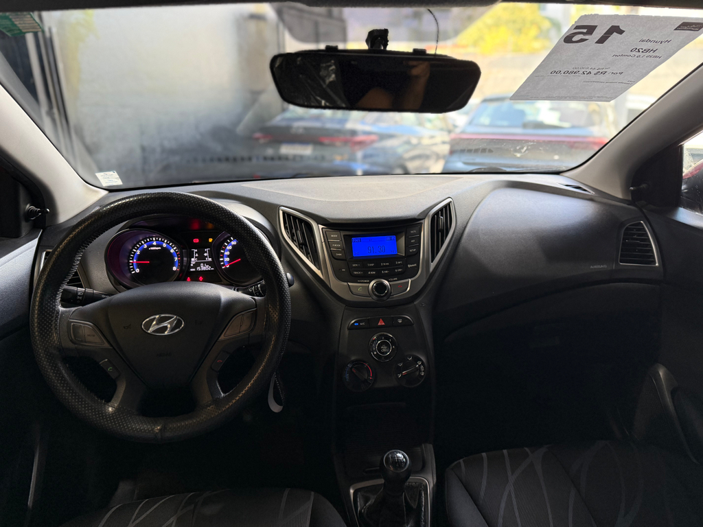Hyundai HB20 Vermelho