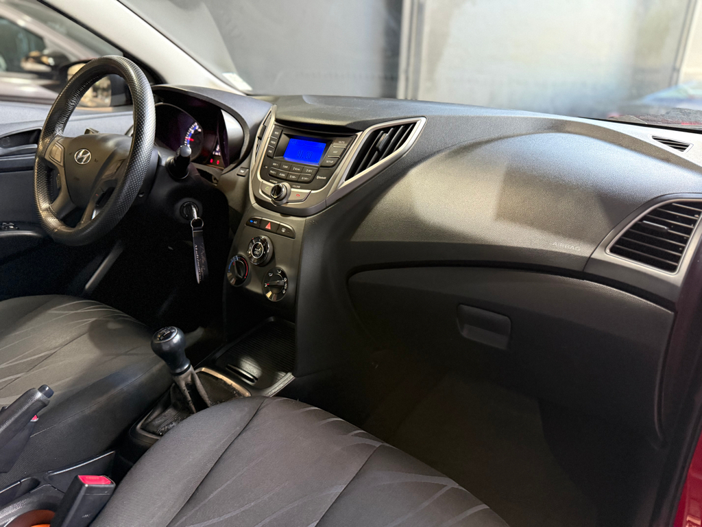 Hyundai HB20 Vermelho