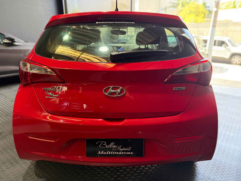 Hyundai HB20 Vermelho