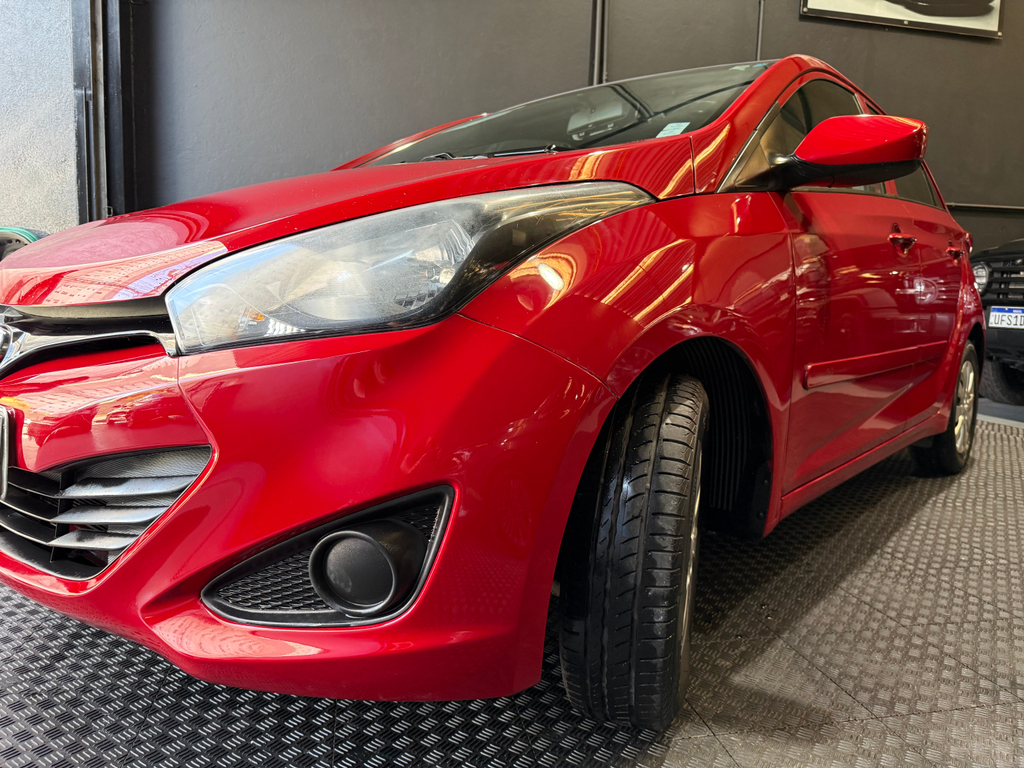 Hyundai HB20 Vermelho