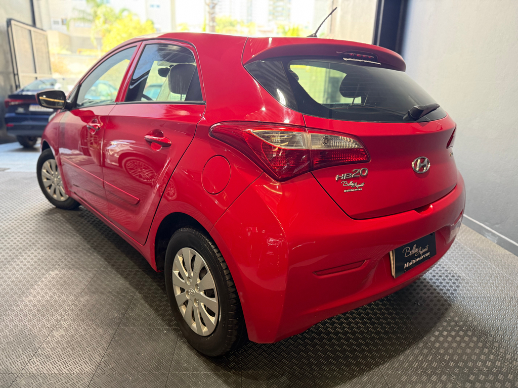 Hyundai HB20 Vermelho