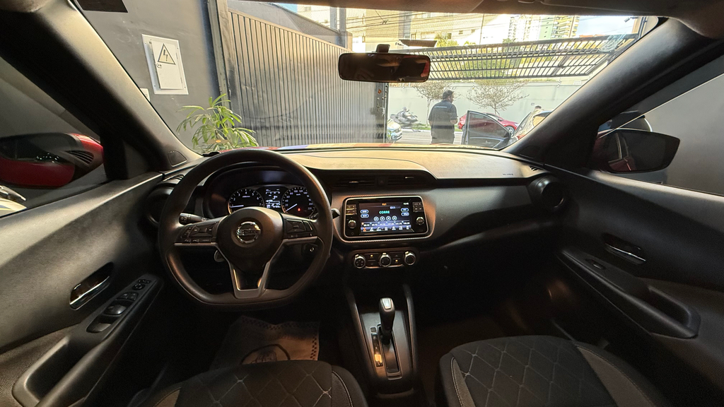 Nissan Kicks Vermelho