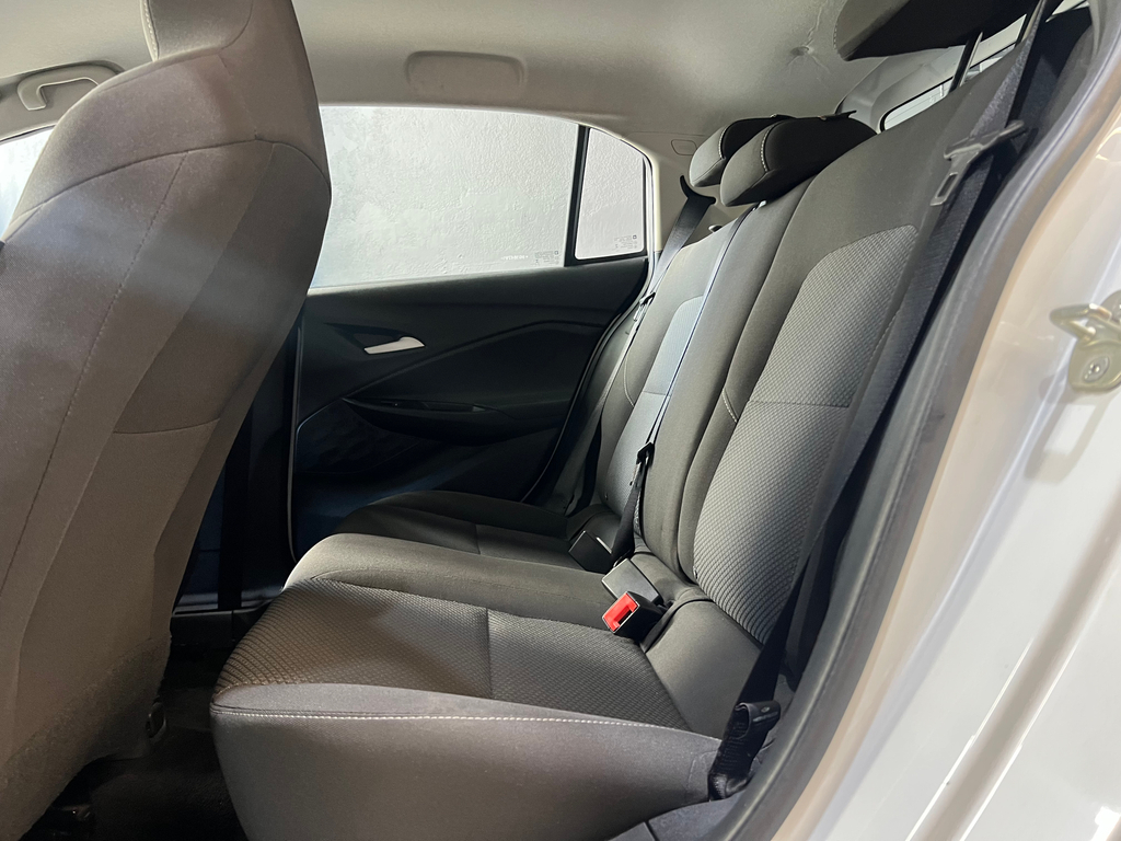 Chevrolet Onix Branco