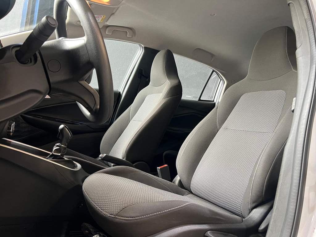 Chevrolet Onix Branco
