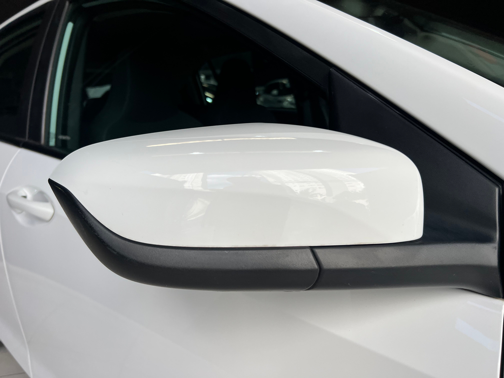 Chevrolet Onix Branco