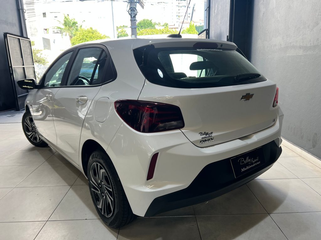 Chevrolet Onix Branco