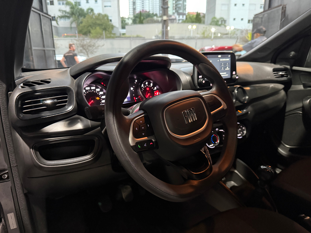 Fiat Cronos Cinza