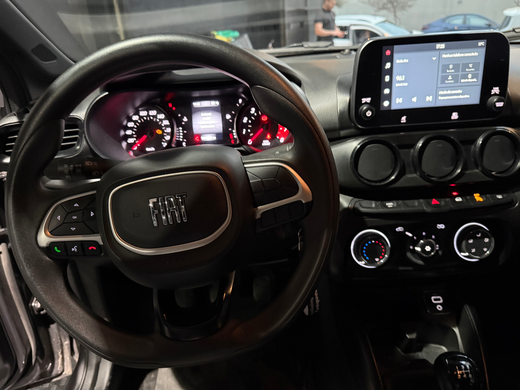 Fiat Cronos Cinza