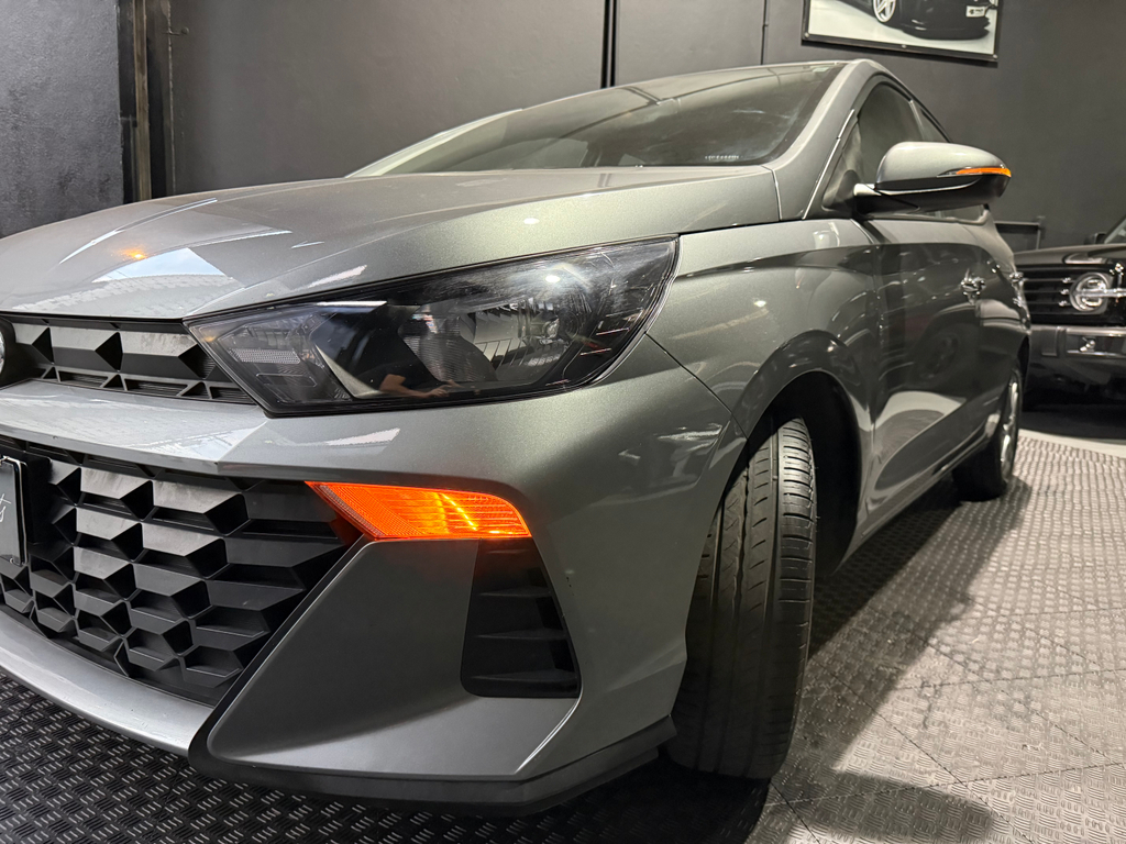 Hyundai HB20 Cinza