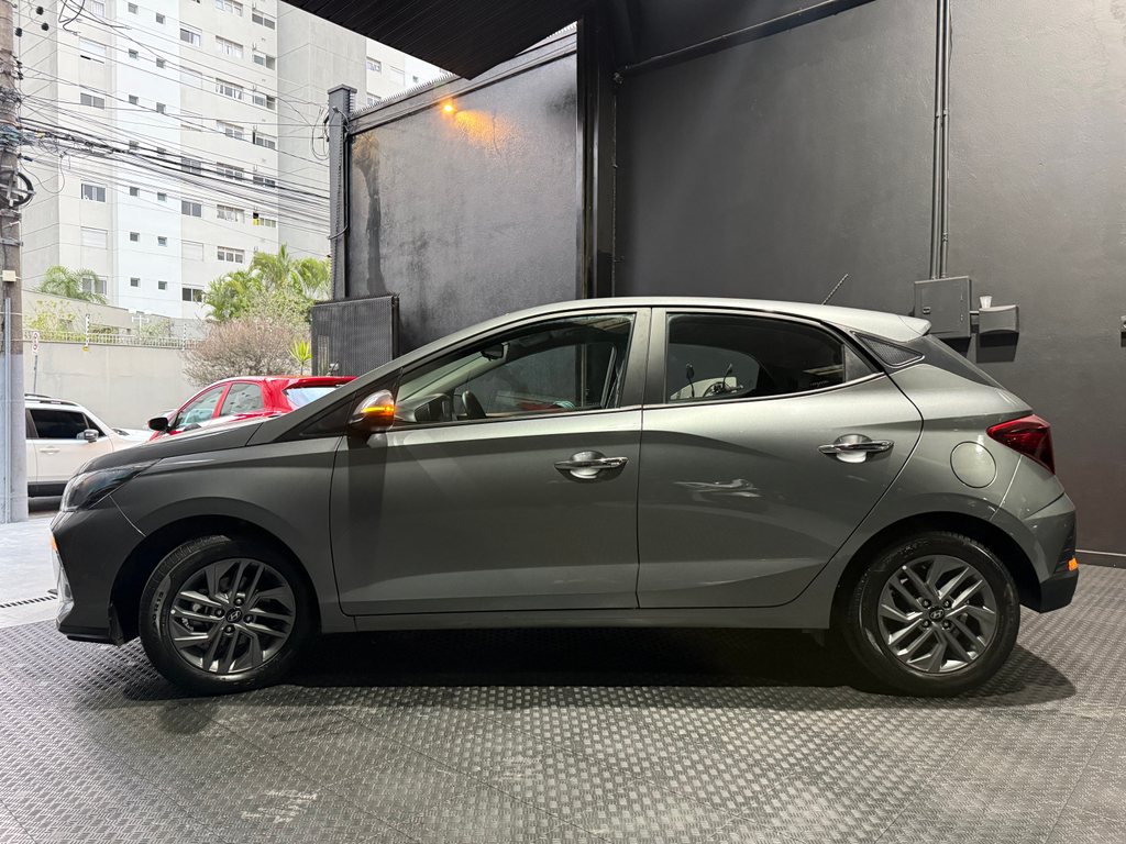 Hyundai HB20 Cinza
