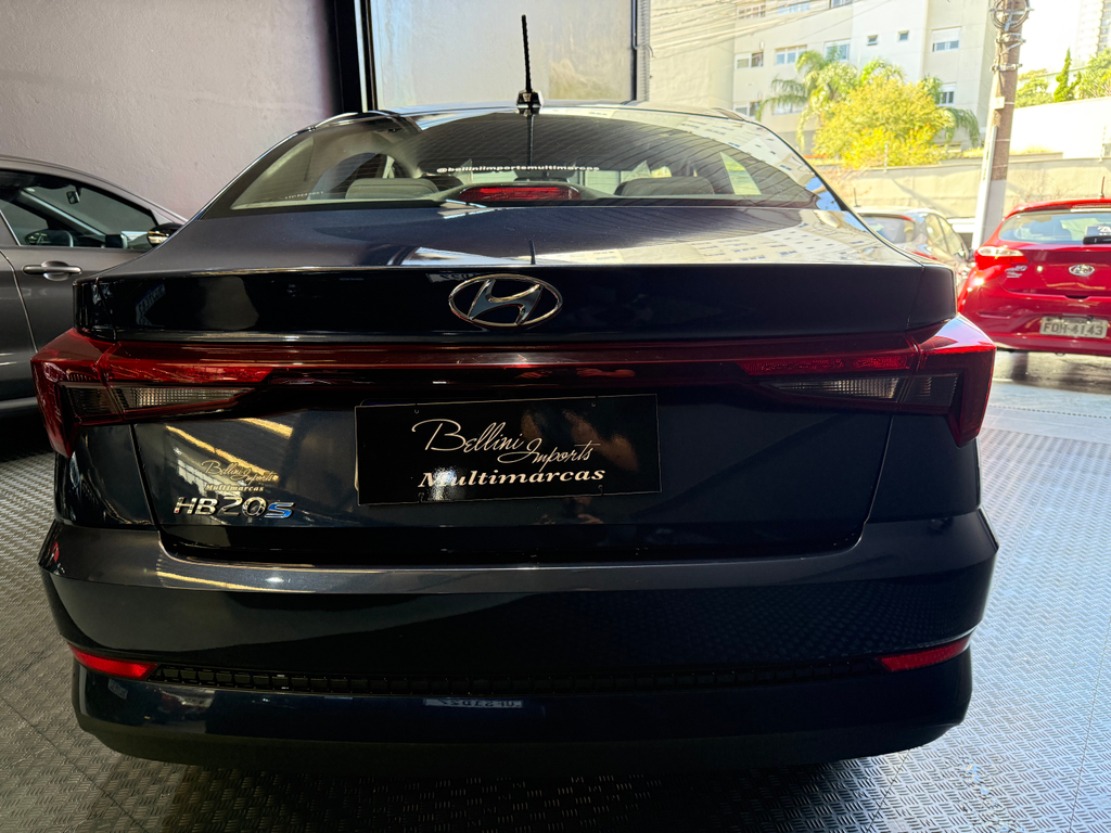 Hyundai HB20S Azul