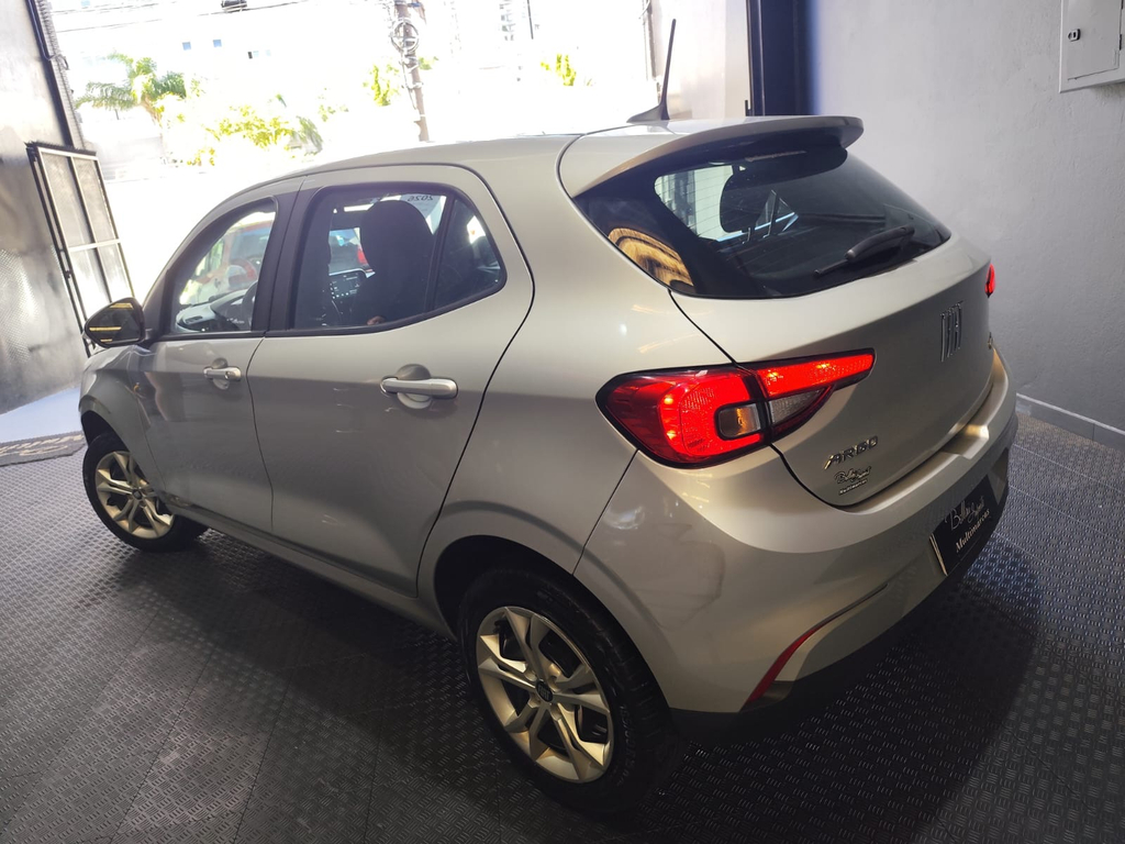 Fiat Argo Prata