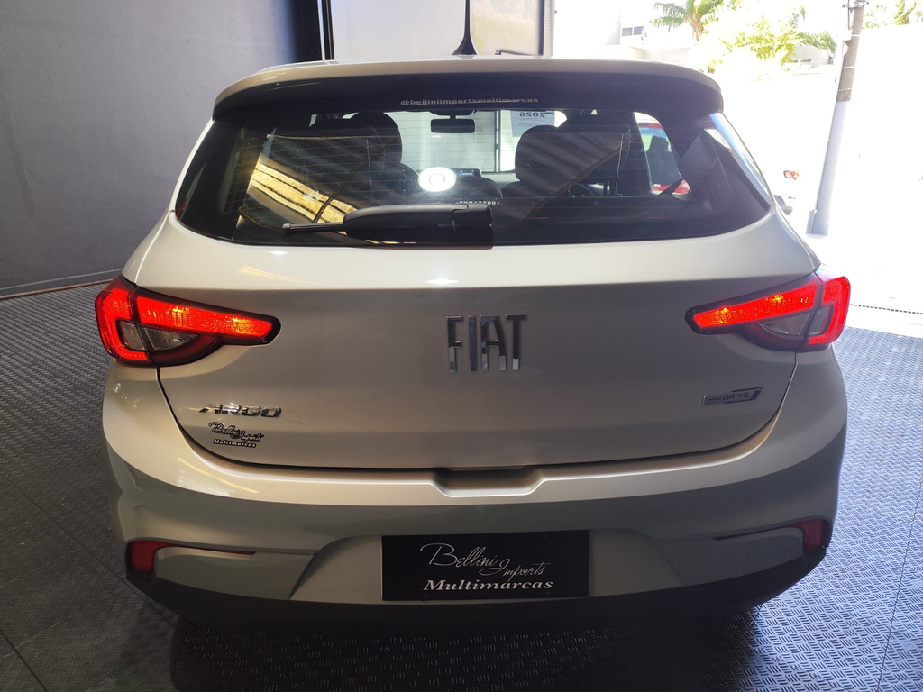 Fiat Argo Prata