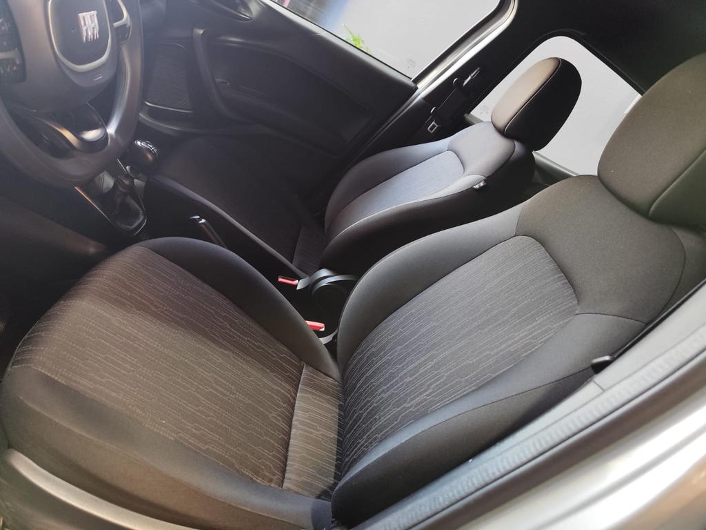 Fiat Argo Prata