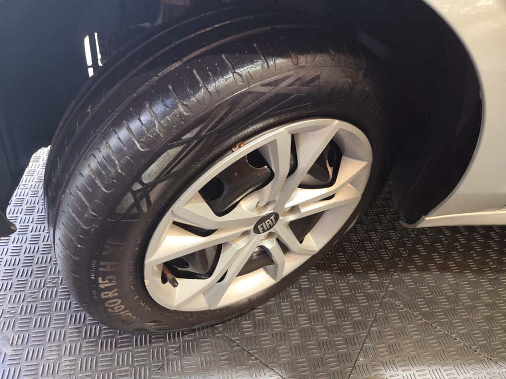 Fiat Argo Prata