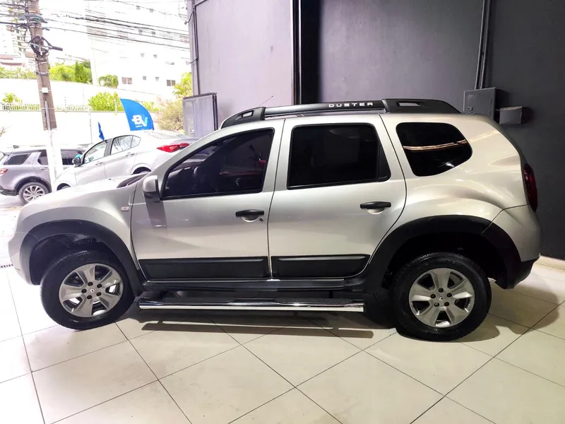 Renault Duster Prata