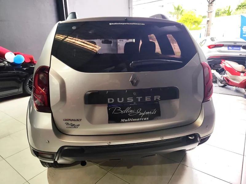 Renault Duster Prata