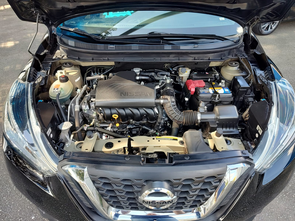 Nissan Kicks Preto