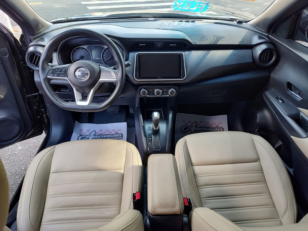 Nissan Kicks Preto