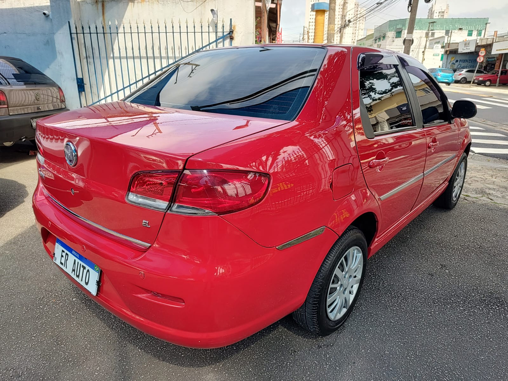 Fiat Siena Vermelho