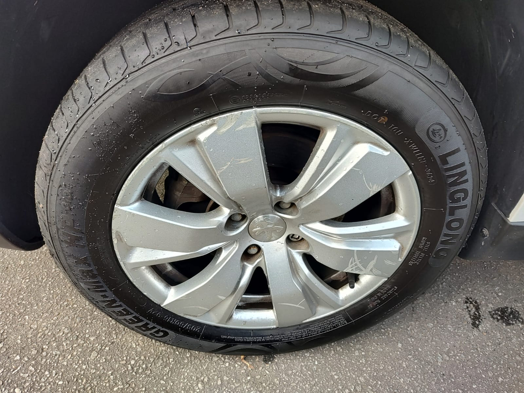 Peugeot 2008 Branco