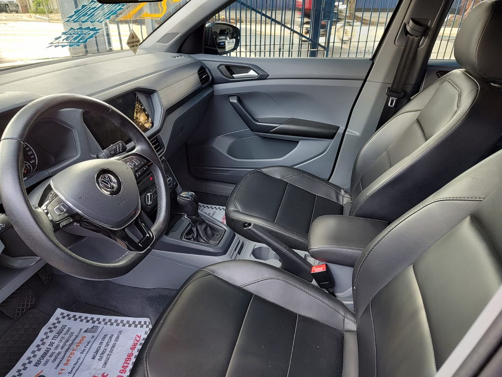 Volkswagen T-Cross Cinza