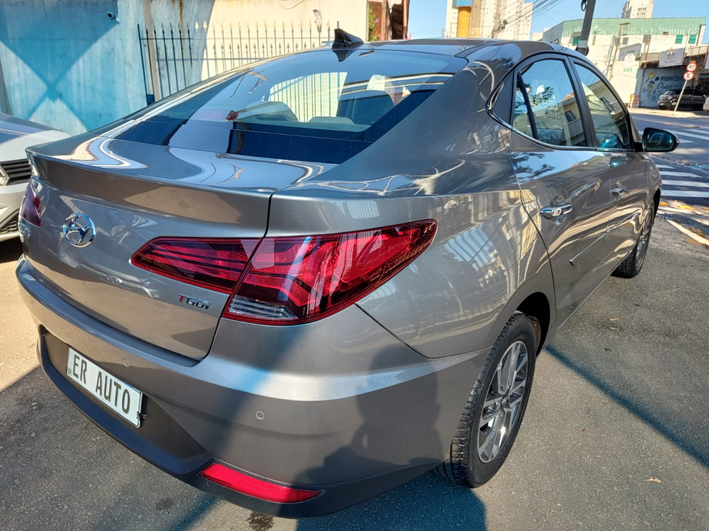 Hyundai HB20S Prata