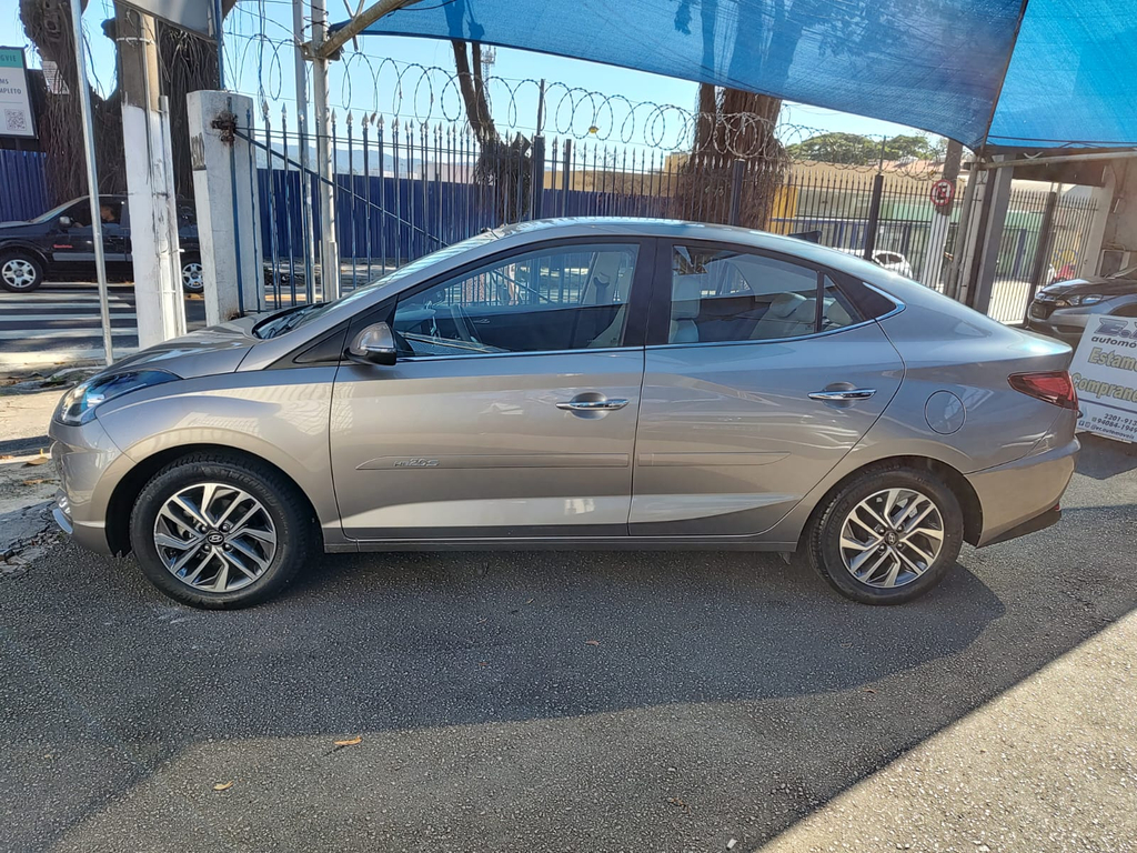 Hyundai HB20S Prata