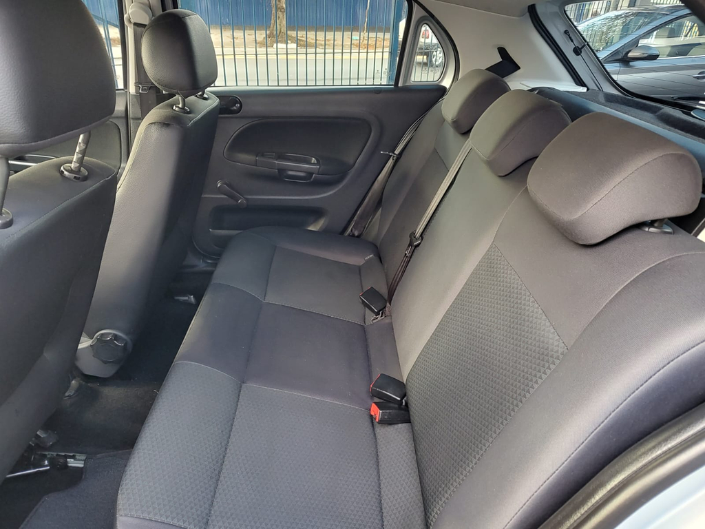 Volkswagen Gol Prata
