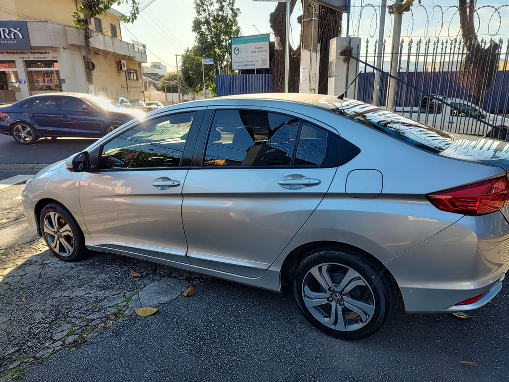 Honda City Prata