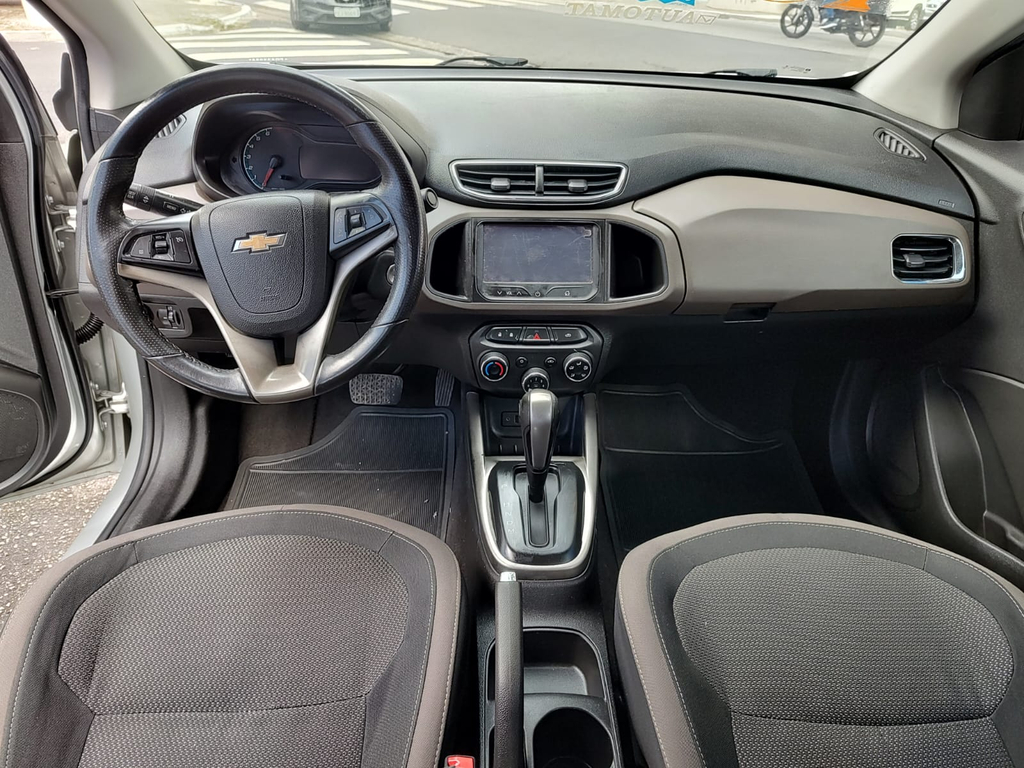 Chevrolet Prisma Prata