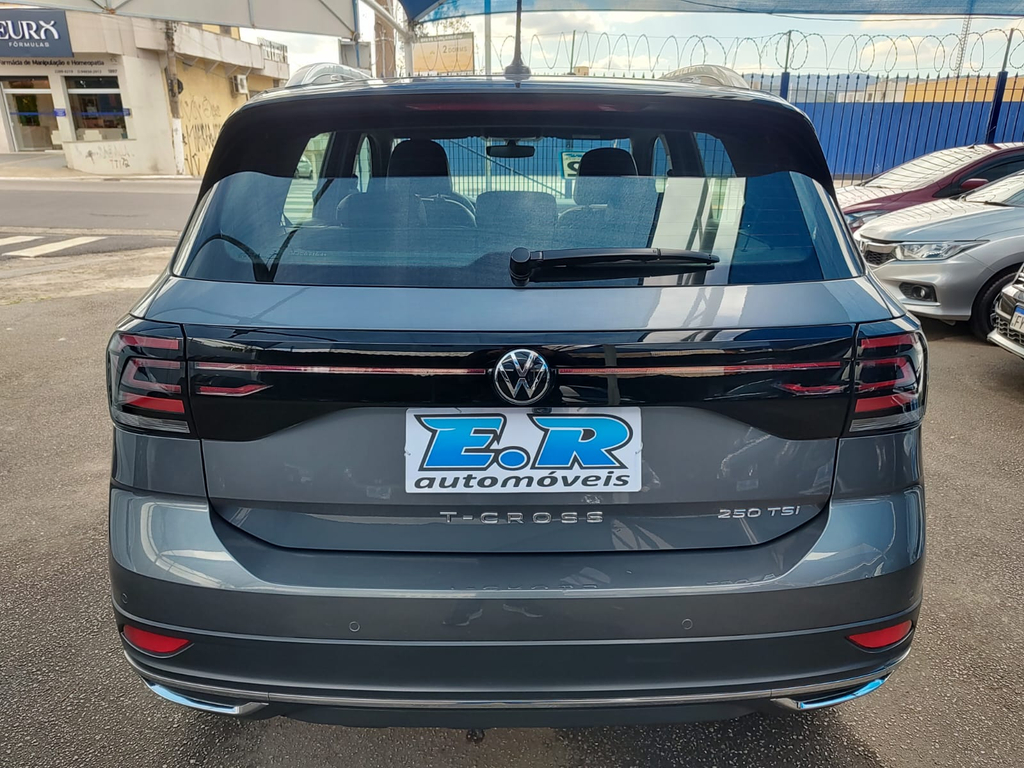 Volkswagen T-Cross Cinza