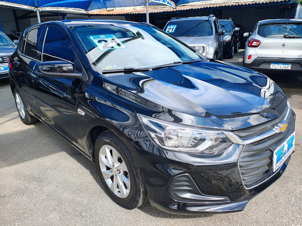 Chevrolet Onix Preto
