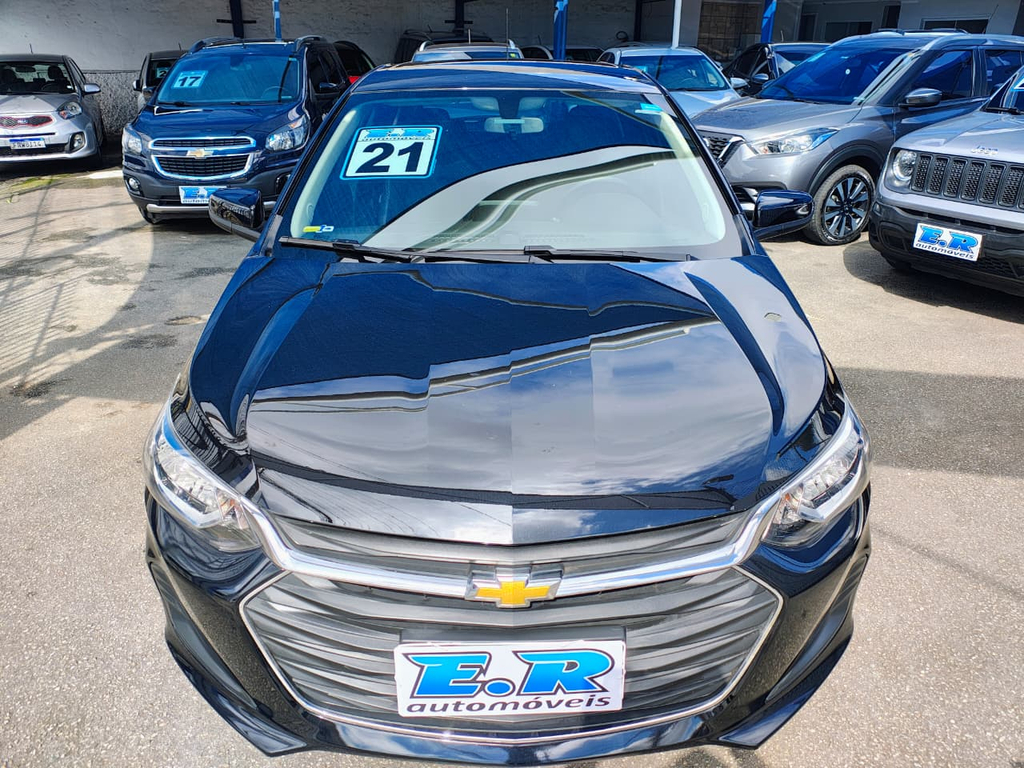Chevrolet Onix Preto