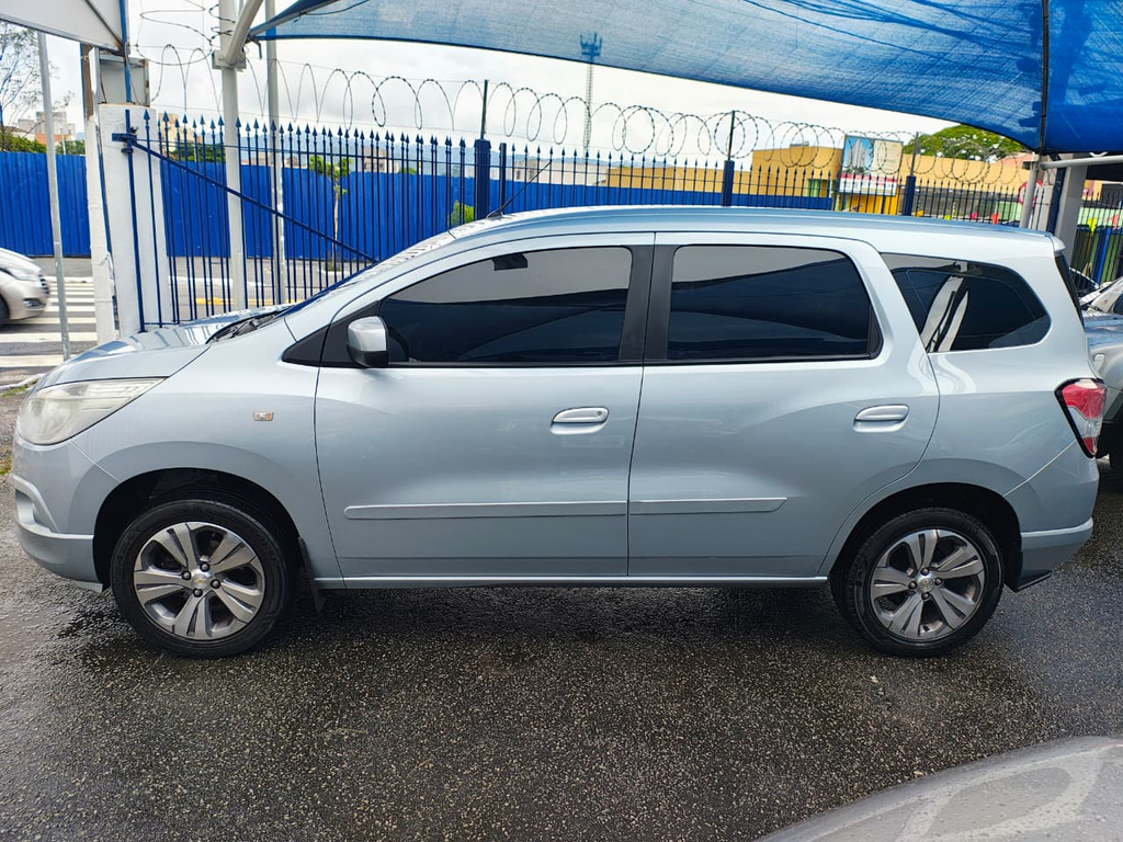 Chevrolet Spin Prata