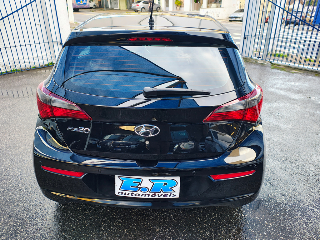 Hyundai HB20 Preto