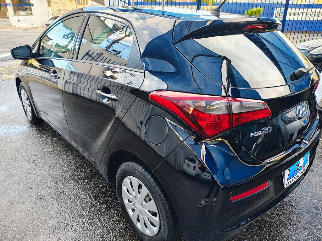 Hyundai HB20 Preto