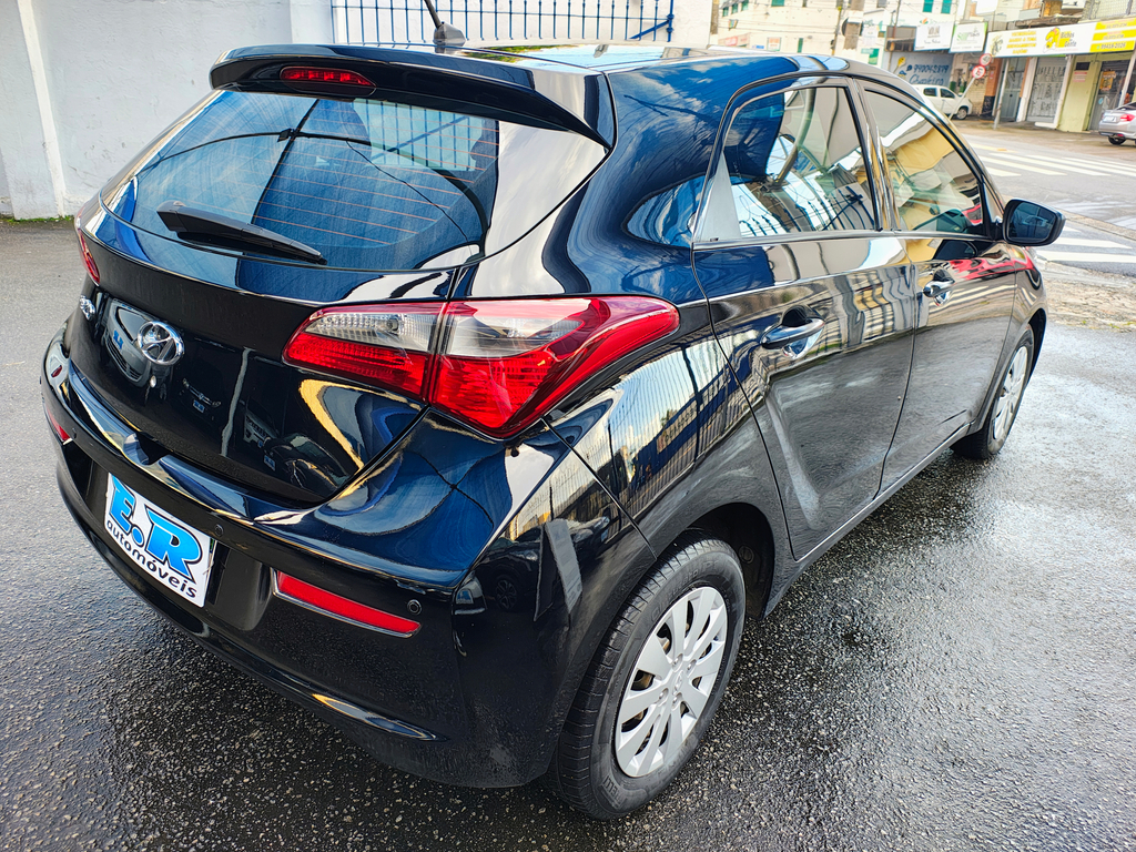 Hyundai HB20 Preto