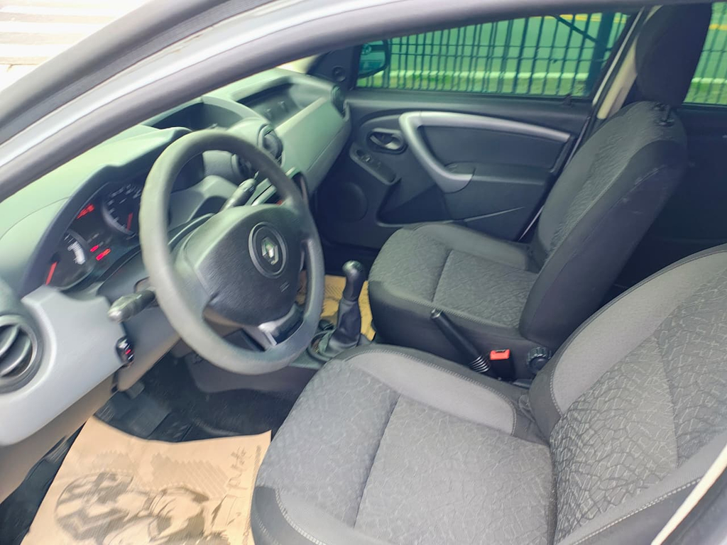 Renault Duster Branco