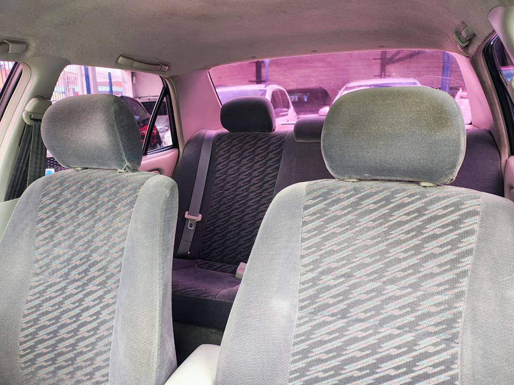 Toyota Corolla Branco