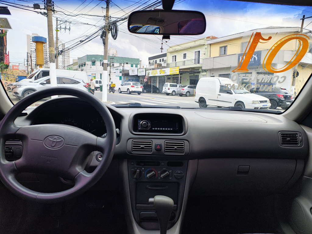 Toyota Corolla Branco