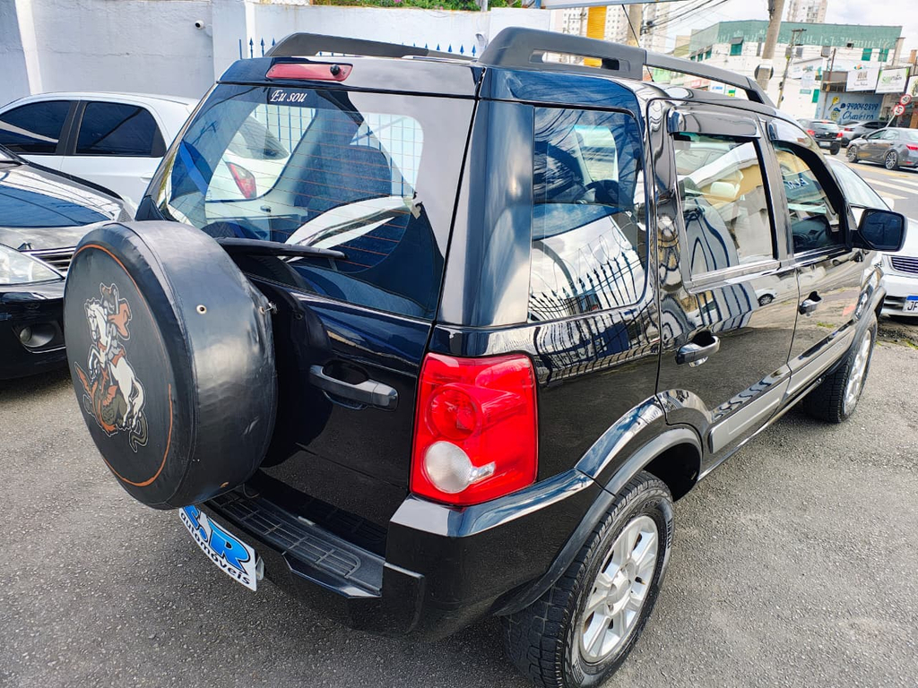 Ford EcoSport Preto